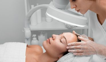 Equipamento de oxigenoterapia para estética: integre a tecnologia aos tratamentos faciais da sua clínica